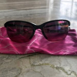 Oakley Black Sunglasses with Pink Pouch